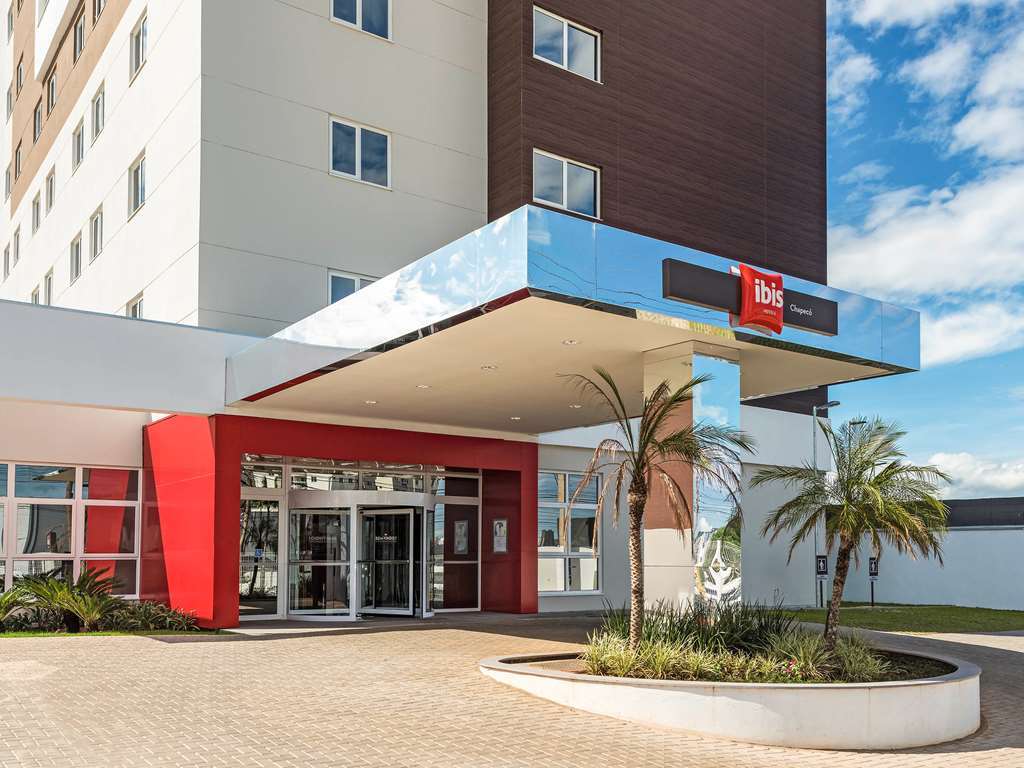 Ibis Chapeco Hotel ภายนอก รูปภาพ