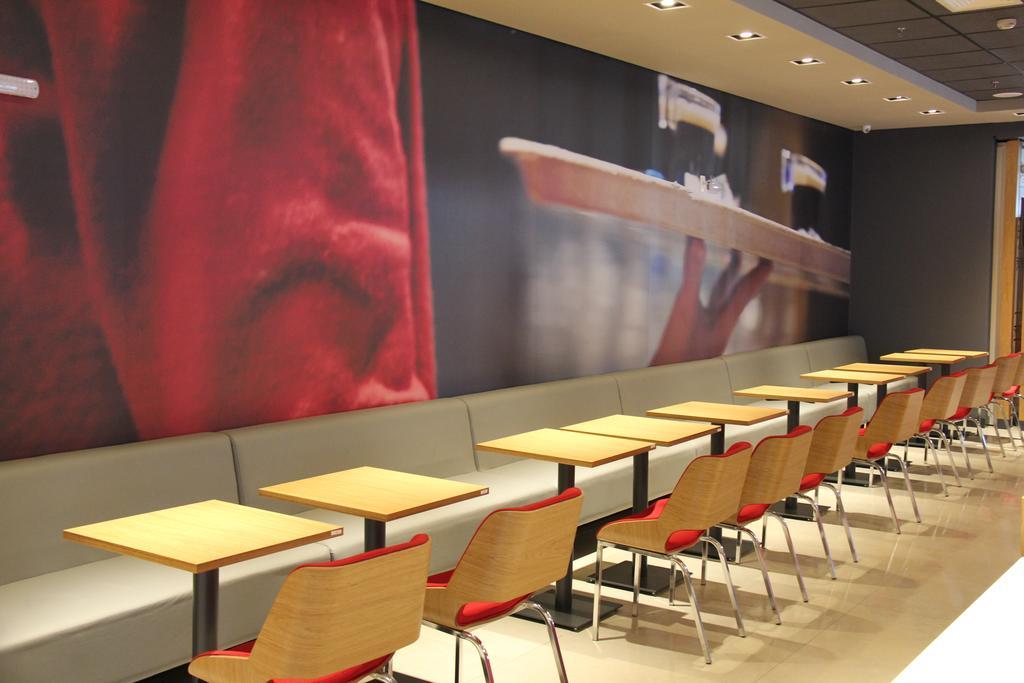 Ibis Chapeco Hotel ภายนอก รูปภาพ